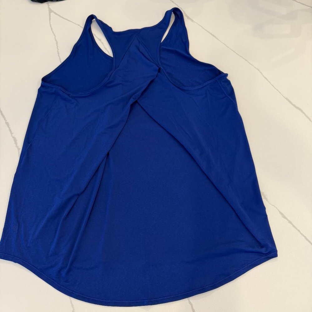 Lululemon Essential Tank *Pleated Larkspur Size 12 - Picture 7 of 8